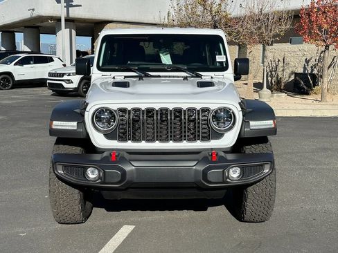 New 2025 Jeep Wrangler Unlimited Rubicon w/ Technology Group AWD/4WD image 9