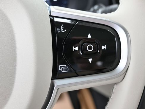 New 2026 Volvo XC90 B6 Ultra image 19