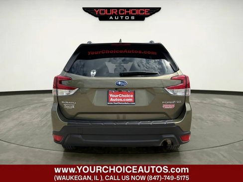 Used 2023 Subaru Forester Premium AWD/4WD image 4