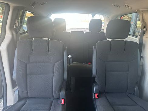 Used 2015 Dodge Grand Caravan SE w/ Quick Order Package 29E SE image 24