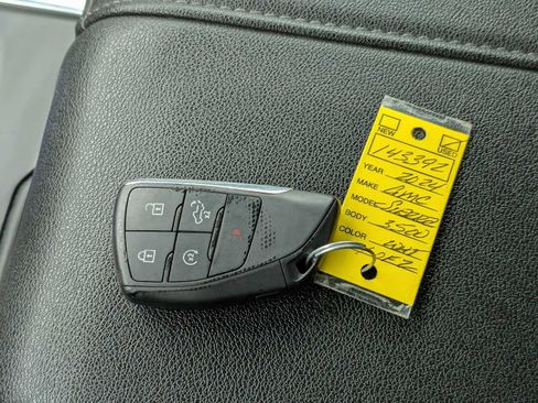 Used 2024 GMC Sierra 3500 SLE w/ SLE Value Package image 34