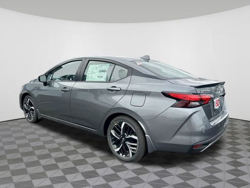 Used 2025 Nissan Versa SR w/ Trunk Package image 17