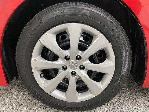 Used 2021 Toyota Corolla LE image 24