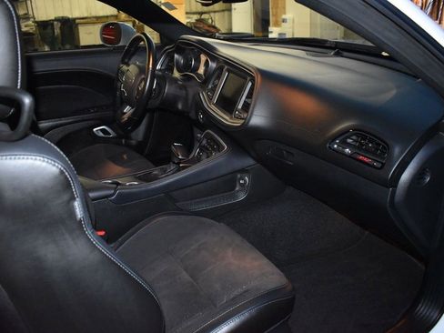 Used 2021 Dodge Challenger R/T Scat Pack image 13