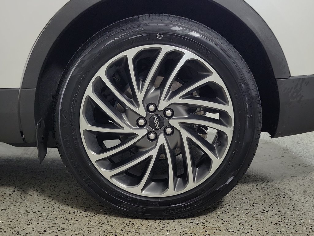 Used 2019 Lincoln Nautilus Reserve FWD image 7