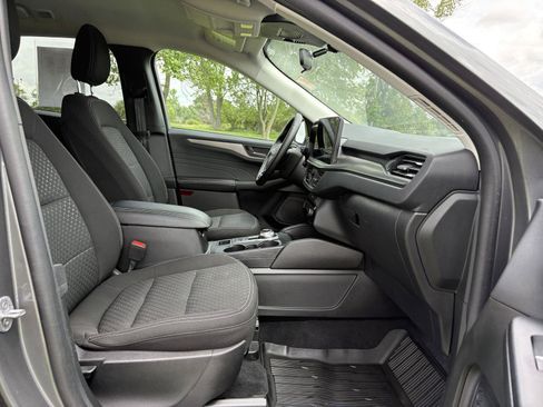 Used 2023 Ford Escape Active w/ Tech Pack #1 AWD/4WD image 32