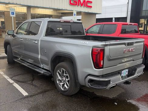 Used 2025 GMC Sierra 1500 SLT w/ SLT Premium Plus Package AWD/4WD image 4