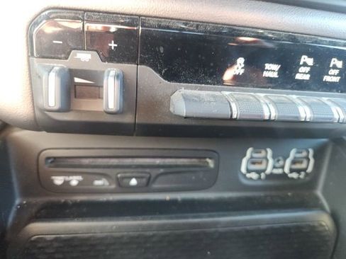 Used 2019 RAM 1500 Big Horn AWD/4WD image 13