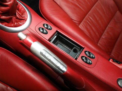 Used 2004 Porsche 911 Turbo AWD/4WD image 70