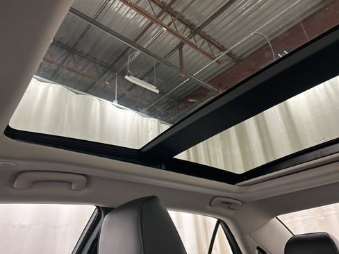 Used 2023 Chrysler 300 Touring L w/ Popular Equipment Group image 24