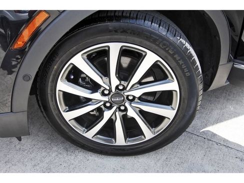 Used 2019 Lincoln MKC Reserve w/ MKC Technology Package FWD image 28