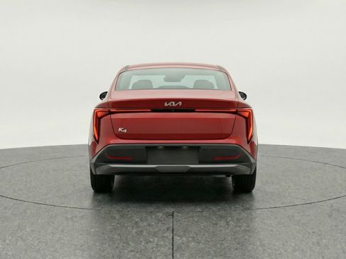 Used 2025 Kia K4 LXS FWD image 7