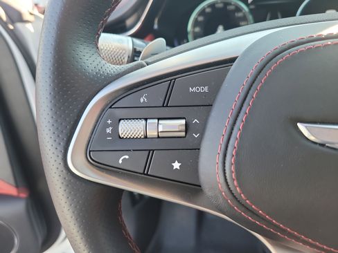 Used 2025 Genesis GV70 3.5T Sport w/ Sport Prestige Package image 28