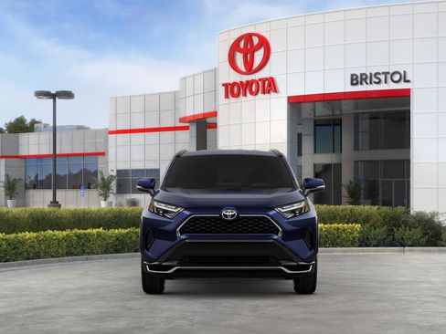 New 2025 Toyota RAV4 SE image 15