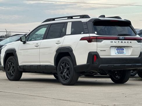 New 2026 Subaru Outback Limited image 5