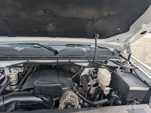 Used 2012 Chevrolet Silverado 2500 LT w/ Interior Plus Package AWD/4WD image 24