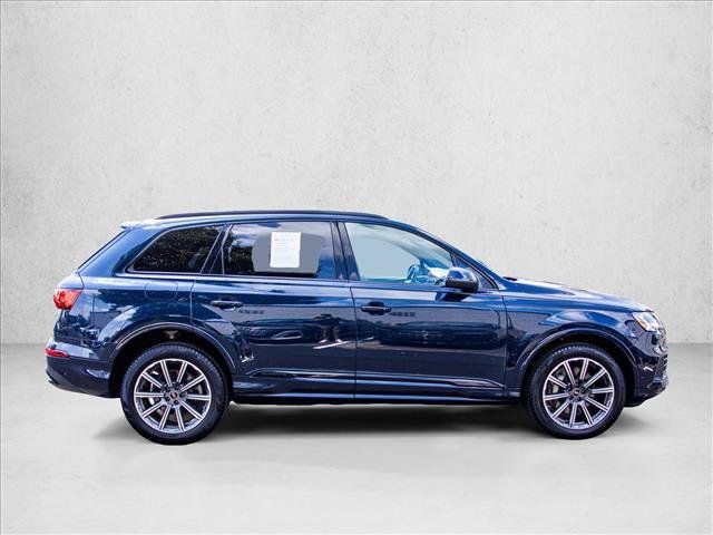 Used 2023 Audi Q7 2.0T Premium Plus w/ Premium Plus Package AWD/4WD image 4
