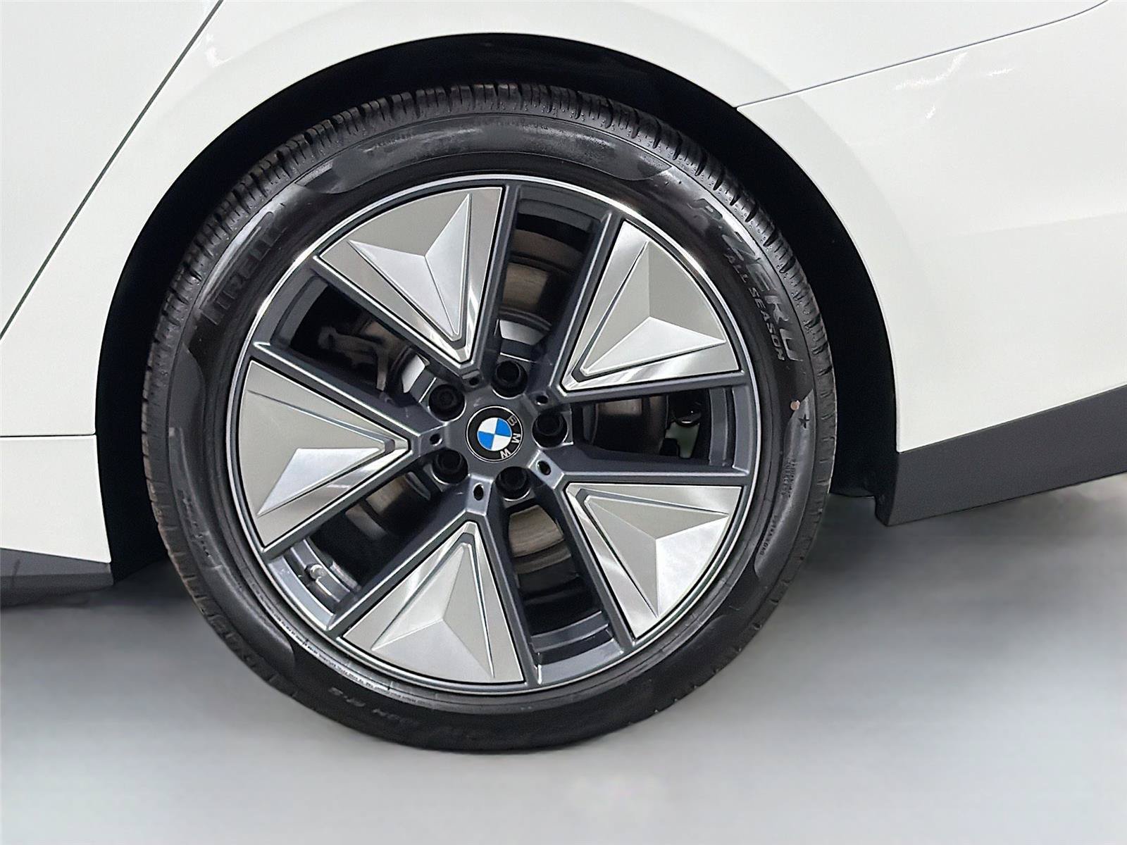 New 2026 BMW i4 xDrive40i AWD/4WD image 60