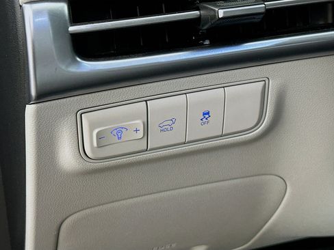 Used 2025 Hyundai Tucson SEL FWD image 17