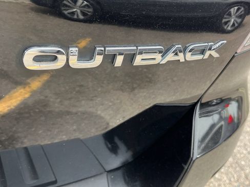 Used 2014 Subaru Outback 2.5i Limited w/ Moonroof Package AWD/4WD image 26