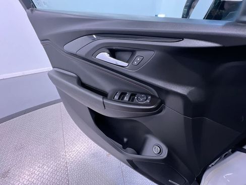 Used 2021 Chevrolet TrailBlazer RS w/ Sun and Liftgate Package AWD/4WD image 32
