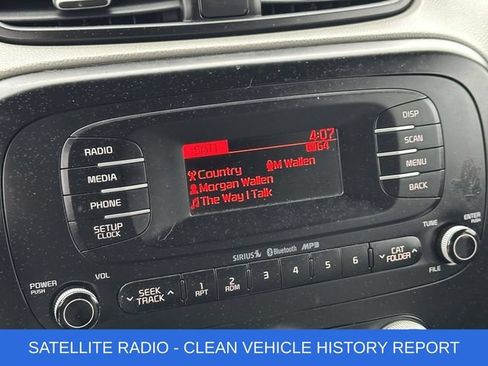 Used 2016 Kia Soul FWD image 3