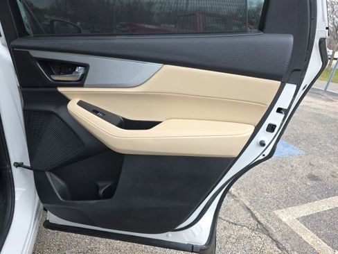 Used 2023 Acura MDX SH-AWD w/ Technology Package image 12