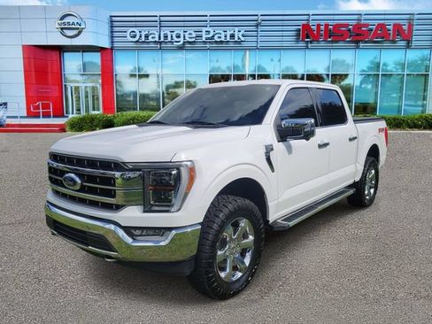 Used 2022 Ford F150 Lariat w/ Equipment Group 502A High AWD/4WD image 4