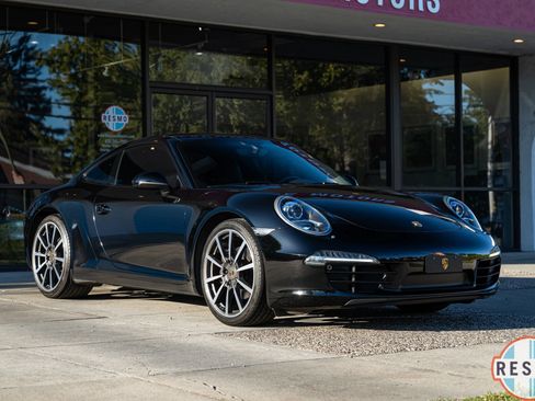 Used 2013 Porsche 911 GT3 RS image 13