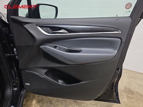 Used 2024 Buick Enclave Premium image 35