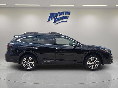 Used 2022 Subaru Outback Touring AWD/4WD image 7