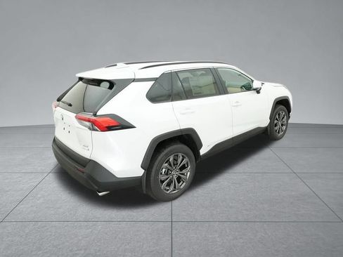 Used 2024 Toyota RAV4 XLE Premium w/ Weather Package AWD/4WD image 11