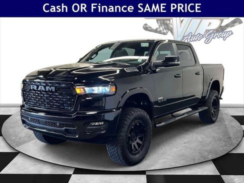 Certified 2025 RAM 1500 Big Horn AWD/4WD image 4