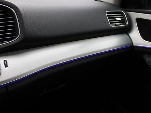 New 2025 Mercedes-Benz GLE 350 4MATIC image 36