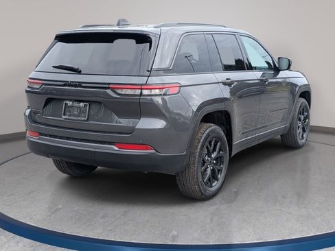New 2026 Jeep Grand Cherokee Altitude AWD/4WD image 5