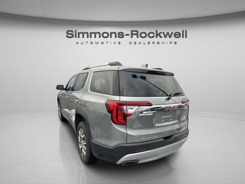 Used 2023 GMC Acadia SLT image 11