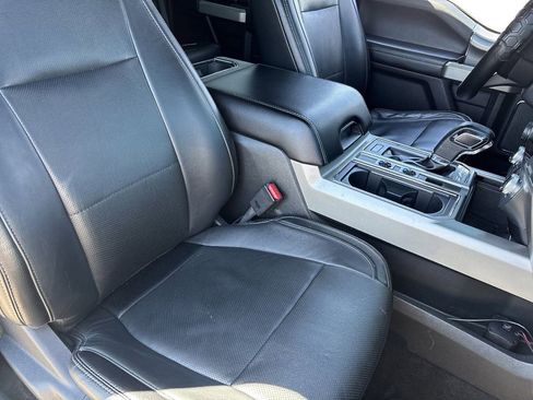 Used 2016 Ford F150 Lariat w/ Equipment Group 502A Luxury image 10