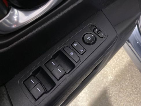 Used 2025 Honda CR-V Sport-L image 16