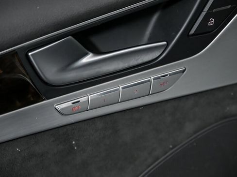 Used 2014 Audi A8 3.0T w/ Premium Package image 16