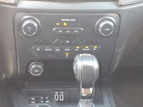 Used 2019 Ford Ranger Lariat w/ Black Appearance Package AWD/4WD image 16