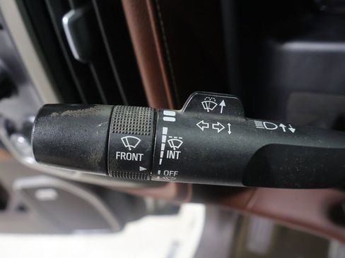 Used 2014 Chevrolet Silverado 1500 High Country AWD/4WD image 36