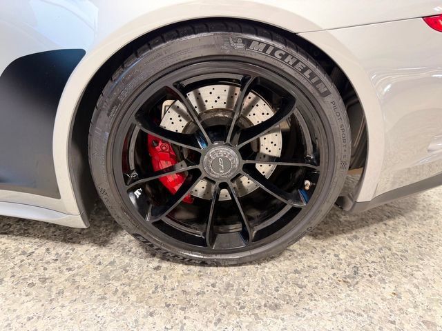 Used 2015 Porsche 911 GT3 RWD image 38