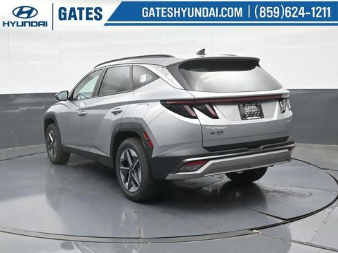 New 2025 Hyundai Tucson SEL image 8