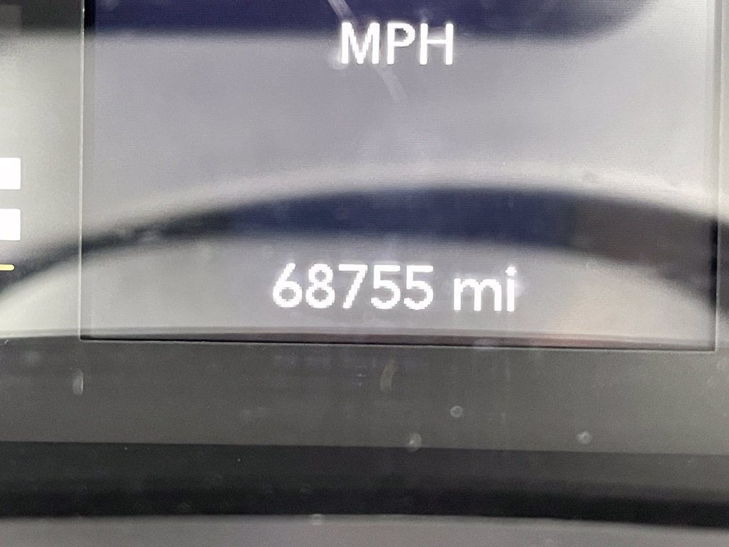Used 2020 Jeep Cherokee Latitude FWD image 18