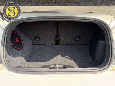 Used 2013 FIAT 500 Abarth w/ Beats Audio Pkg FWD image 23