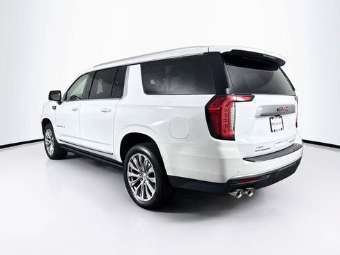 Used 2024 GMC Yukon XL Denali AWD/4WD image 13