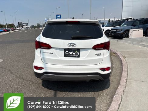 Used 2018 Hyundai Santa Fe Sport AWD/4WD image 6