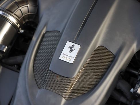 Certified 2022 Ferrari Roma image 13