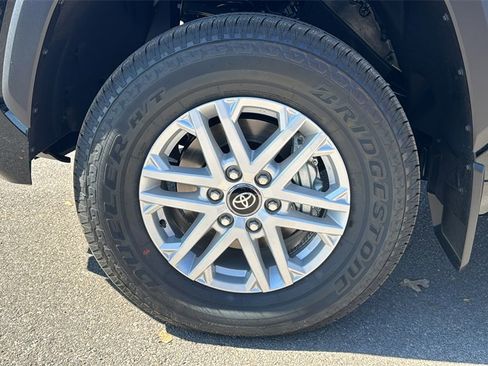 New 2026 Toyota Tundra SR5 image 12
