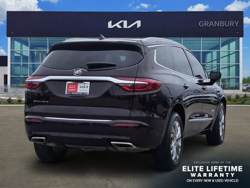 Used 2021 Buick Enclave Avenir w/ Avenir Technology Package FWD image 5